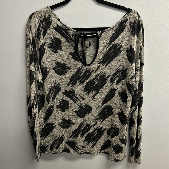 Jess size m ribbon back tie top - Picture 3 of 6